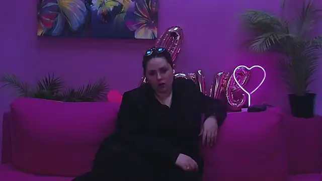 دردشة Hennessy_bunny الجنسية المباشرة