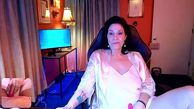 دردشة Jujutopia الجنسية المباشرة