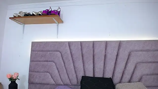 Jessica_Kraftt Adlı Modelin Canlı XXX Sohbeti