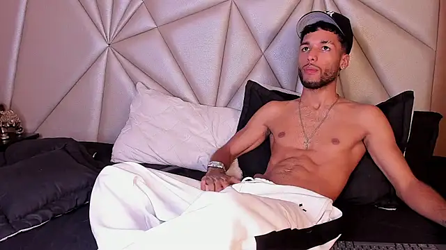 Thiagoferreti Chat XXX in diretta