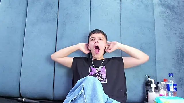 Megan_Thompson_: онлайн-секс-чат