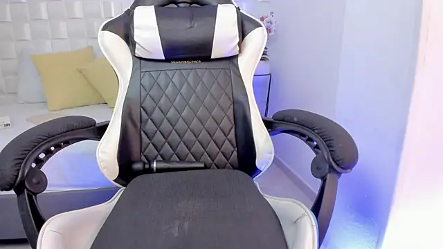 anny_rouse24 Chat XXX live