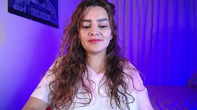 Lu_perez Chat XXX in diretta