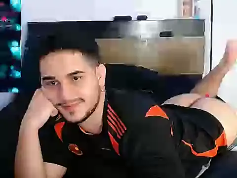 Онлайн чат XXX colin_lewis1