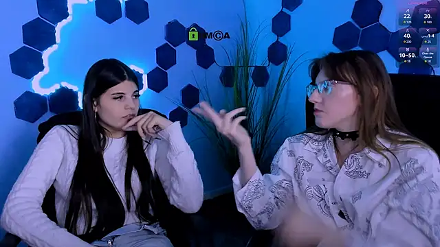 Chat +18 de lizzie_boom_ ao vivo