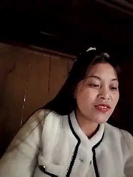 Chat +18 de Alice-567 ao vivo