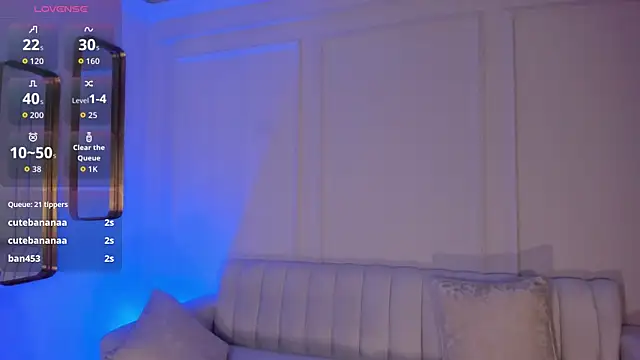 CandaseRussellのライブXXXチャット