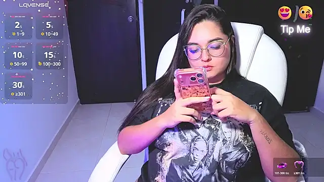 CelesteBrucee: о нлайн-секс-чат