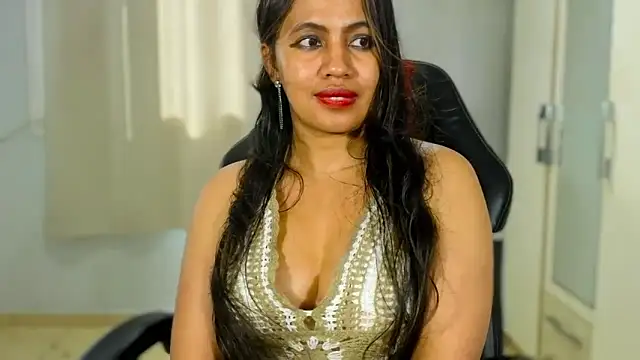 FannyXhot Adlı Modelin Canlı XXX Sohbeti