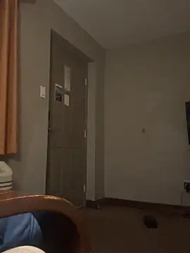 Stressreliever82's Live XXX Chat