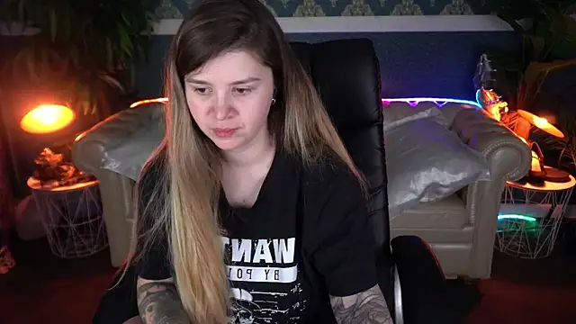 Chatroom XXX en direct de AmellyMilly