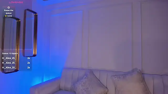 CandaseRussell's Live XXX Chat