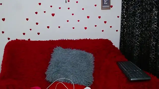 DecokingOneirism Adlı Modelin Canlı XXX Sohbeti