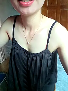 moon_baby99 在線直播表演