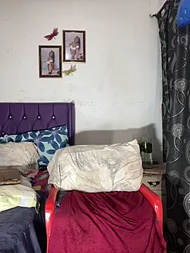 Онлайн чат XXX KandyHot_