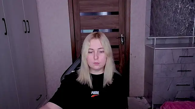 Kristy-Max: онлайн-секс-чат