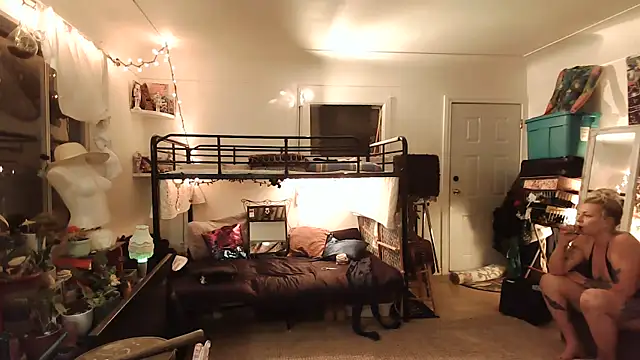 SilverandFoxのライブXXXチャット