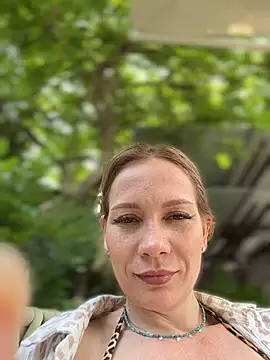 LavenderHot Chat XXX live