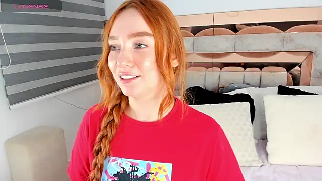 CamiiLovers Adlı Modelin Canlı XXX Sohbeti