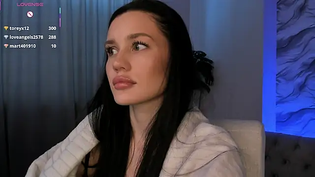 Aria_Mila Chat XXX in diretta