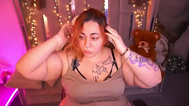 Chat +18 de Kittywakee ao vivo