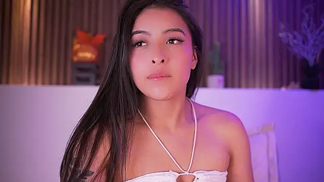 Camila_dupont Adlı Modelin Canlı XXX Sohbeti