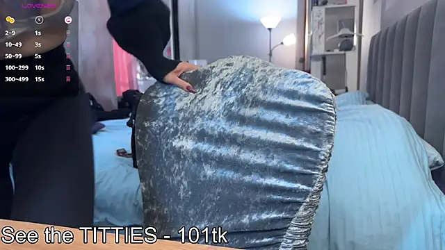 emily_is_here_ Live XXX-chat