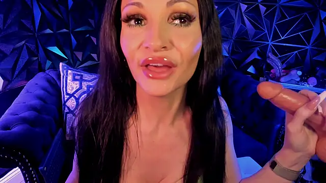 NatashaxoBangs Chat XXX in diretta