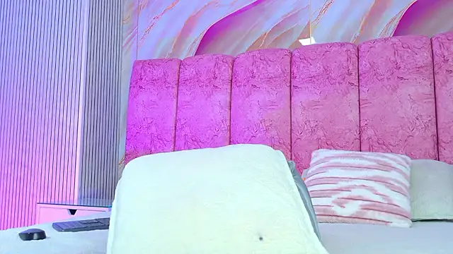 Chat XXX en directo de emmacurvy