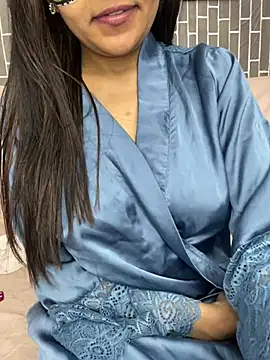 escape_with_men Live XXX chat