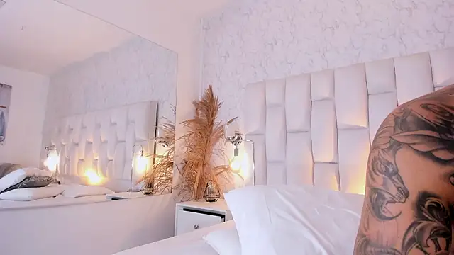 XXX chat uživo modela MassimoCo_