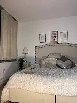 milly_cruz's Live XXX Chat