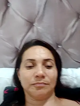 Amanda39 লাইভ XXX চ্যাট