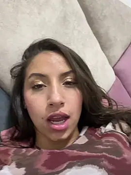 Chat +18 de Paulett_Smith ao vivo