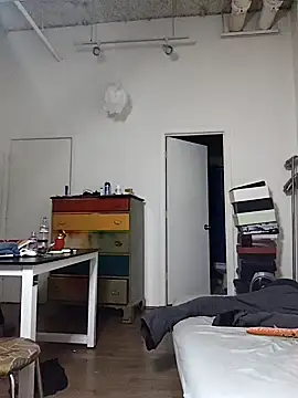 XXX chat uživo modela DarkSkinStroker