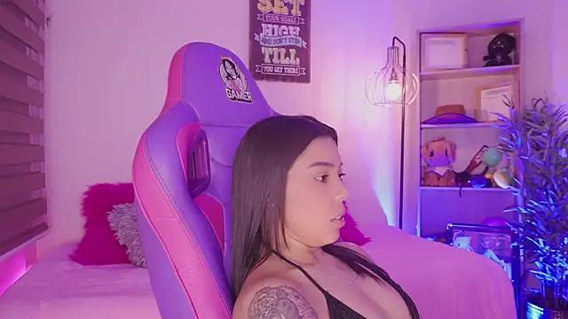 Chat XXX ao vivo de madelyn_rose_