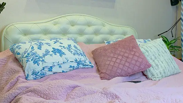 دردشة LadySweetWife الجنسية المباشرة