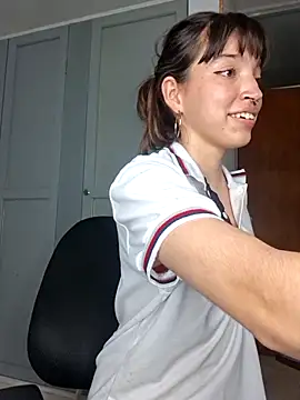 دردشة Ashly_pinkxx الجنسية المباشرة