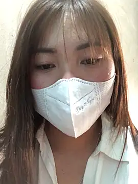 Akira-baby Chat XXX in diretta