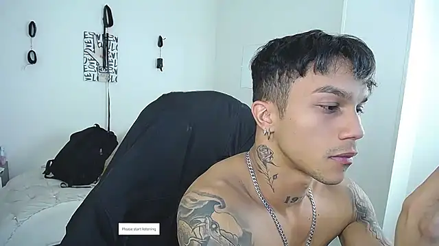 Leonard_Price Live XXX-Chat