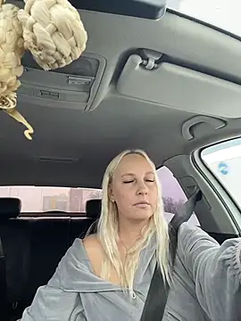 Chat +18 de MerlinDave ao vivo