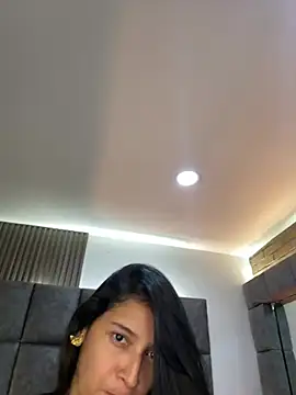 BrigitteVons Chat XXX live