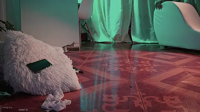 Chat +18 de _Avriles_ ao vivo