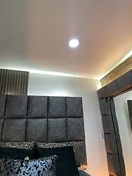 BrigitteVons: απευθείας συνομιλία ΧΧΧ