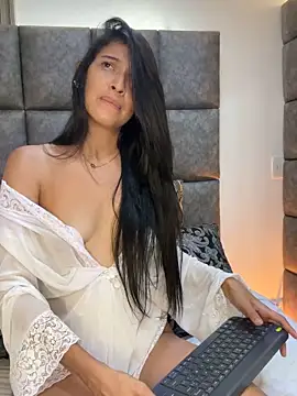 Онлайн чат XXX BrigitteVons