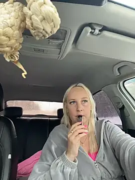 Chat +18 de MerlinDave ao vivo