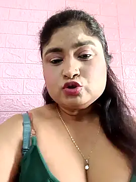 hornyriyanka's Webcam Show