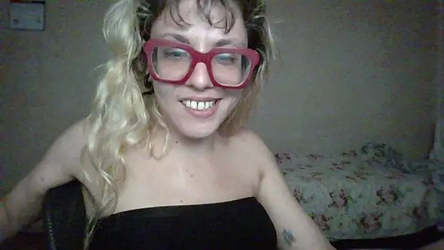 BlondieTami Live XXX-chat