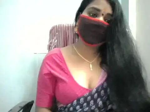 Rathi-priyaa's Webcam Show