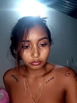 Genesis_18_ Chat XXX in diretta